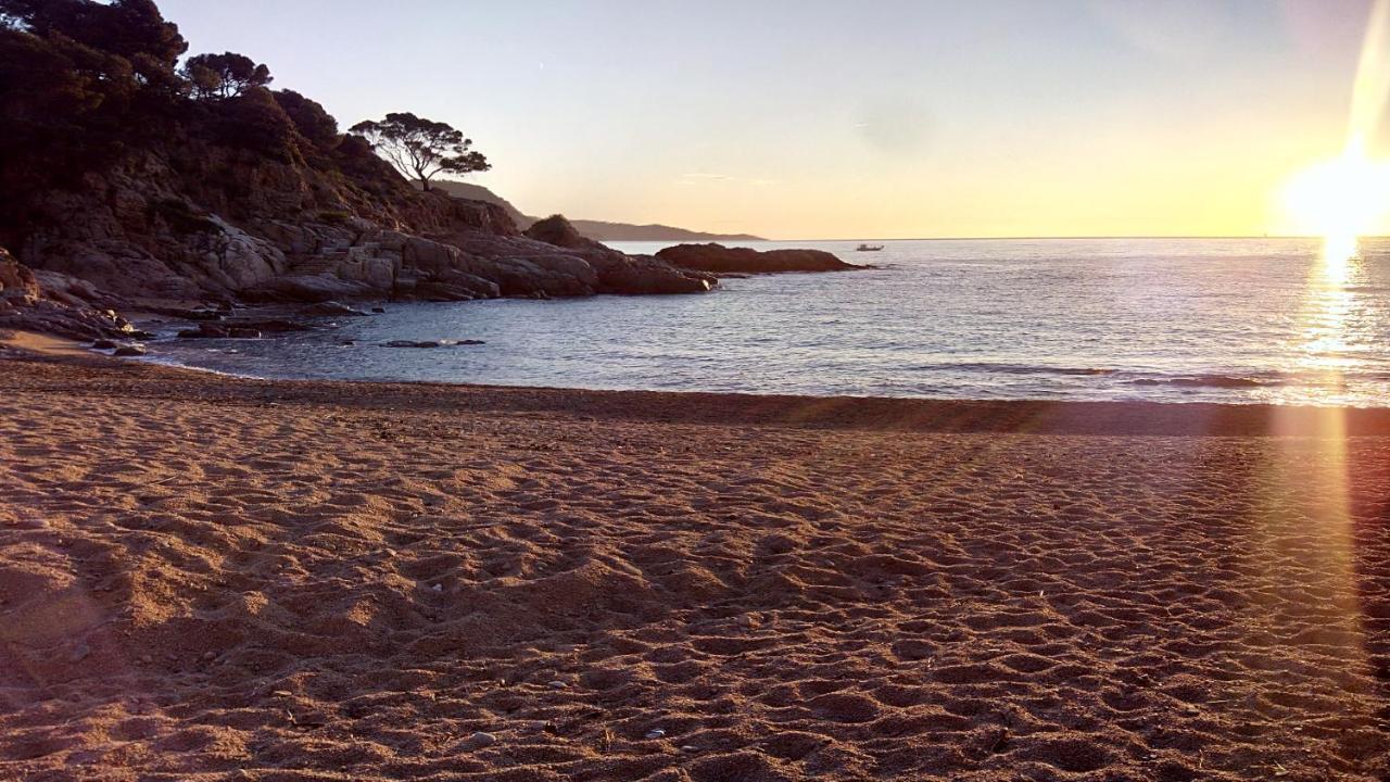 ⭑ Terrace + Sea Views + Private Beach. What Else? ⭑ Tossa de Mar Dış mekan fotoğraf